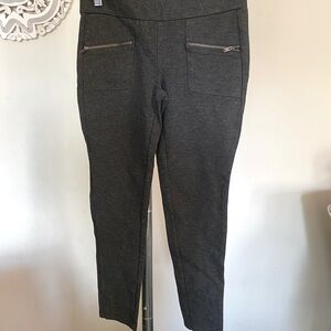 Girls grey fancy thick leggings. Size 14
